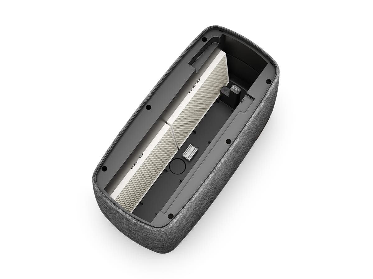 Karl big opened from above with a view of the inside of the appliance